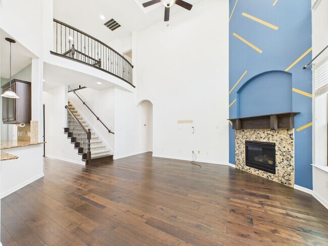 Building Photo - Sendero Springs