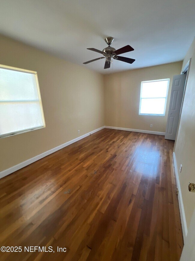 Building Photo - 1359 Stimson St