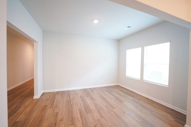 Building Photo - Available Soon!