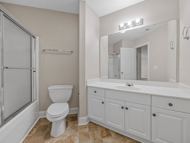 Building Photo - Newly Renovated 2BR, 2 BA in Greer SC