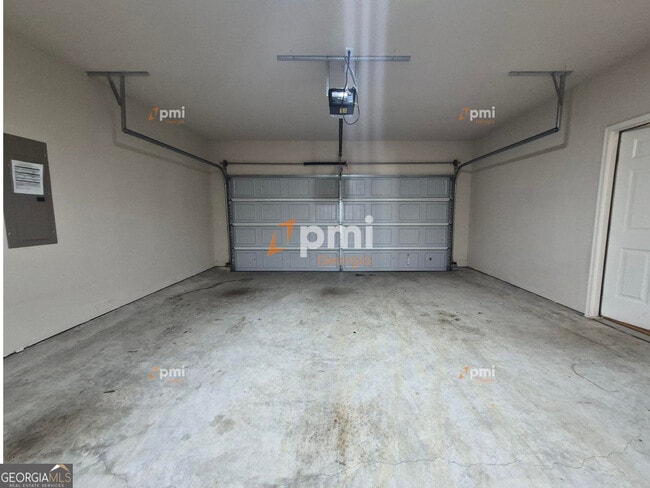 Building Photo - 122 Innis Brk Cir SW