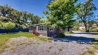 Building Photo - Charming Calistoga Retreat 1 Bed 2 Bath with Office and Large Outdoor Space