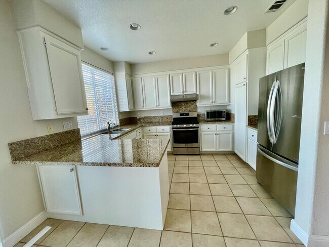 Building Photo - 509 Breakwater Dr