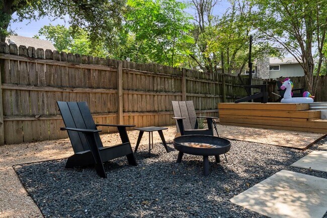 Building Photo - 510 Meadow Lea Dr