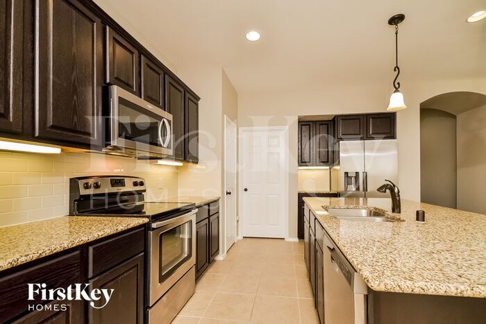 Building Photo - 1525 Zebra Finch Dr