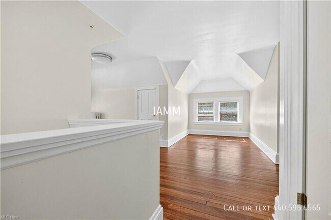 Building Photo - 3025 Meadowbrook Blvd