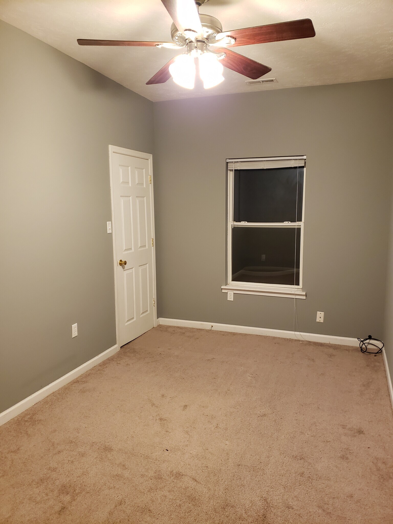 Building Photo - 2322 Guilford Ave