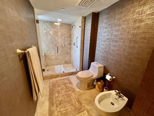 Building Photo - 4100 N Ocean Dr