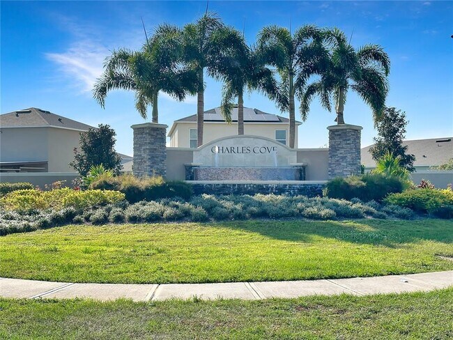 Building Photo - 1739 Post Oak Dr