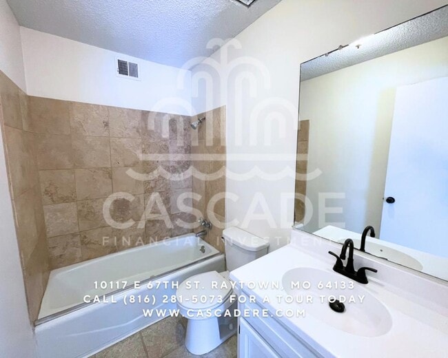 Building Photo - 10117 E 67th St