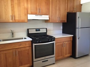 Building Photo - 1 Bed, 1 Bath in Waikiki