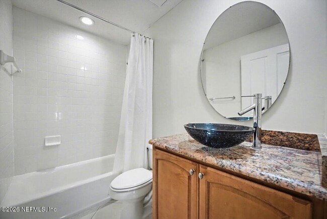 Building Photo - 100 Bermuda Bay Cir