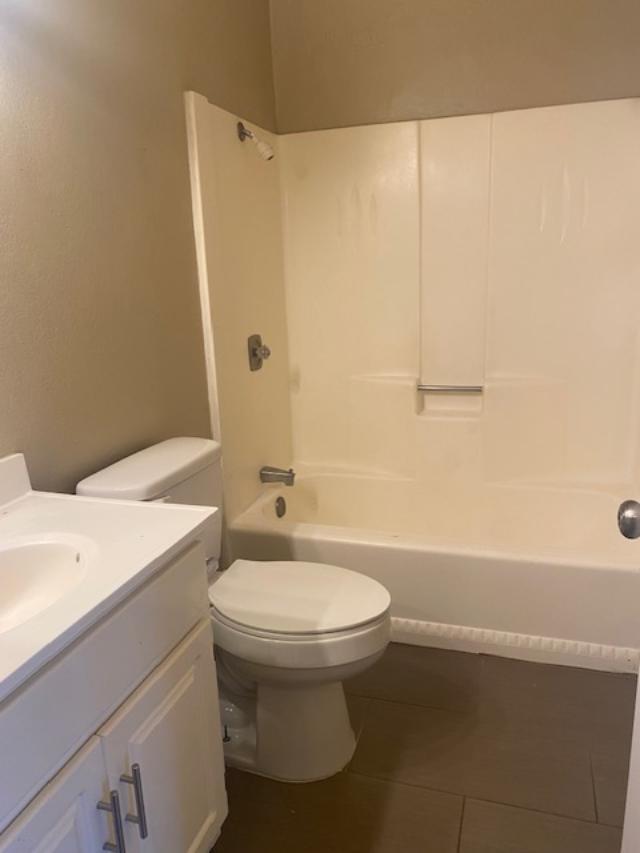 Building Photo - 3126 Laurelhurst Dr