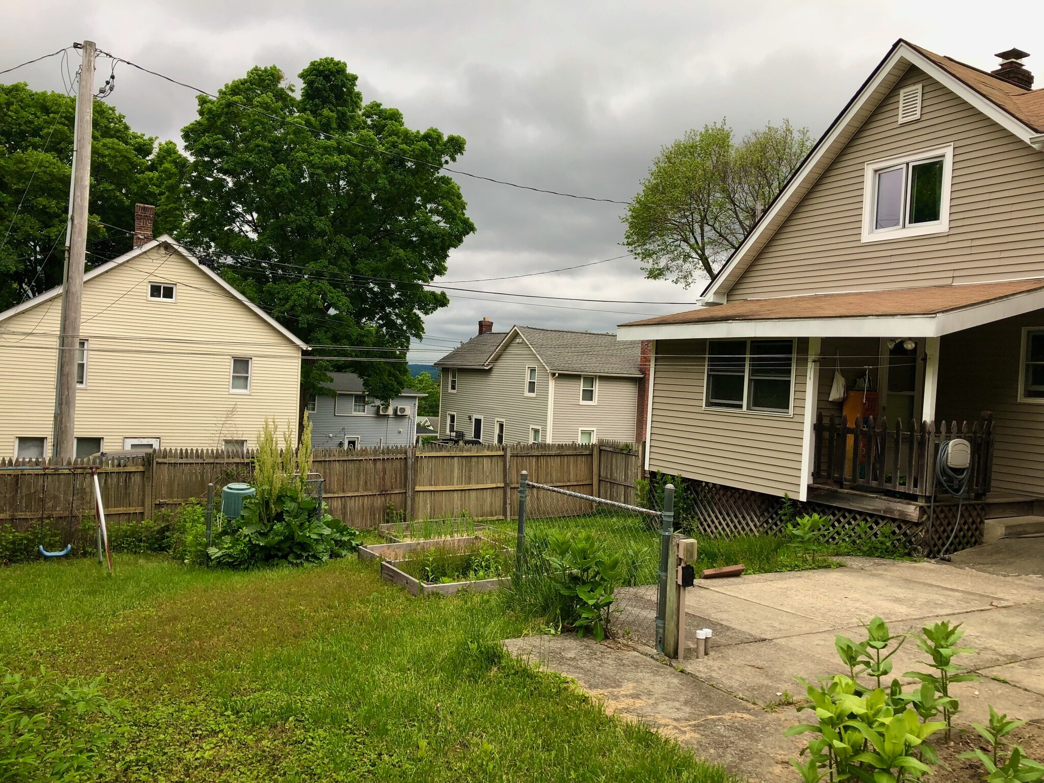 Fenced back yard - 295 E Main St