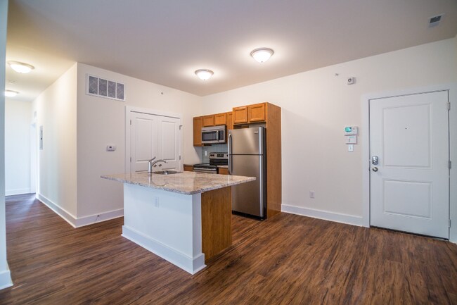 Building Photo - 411 N 34th St