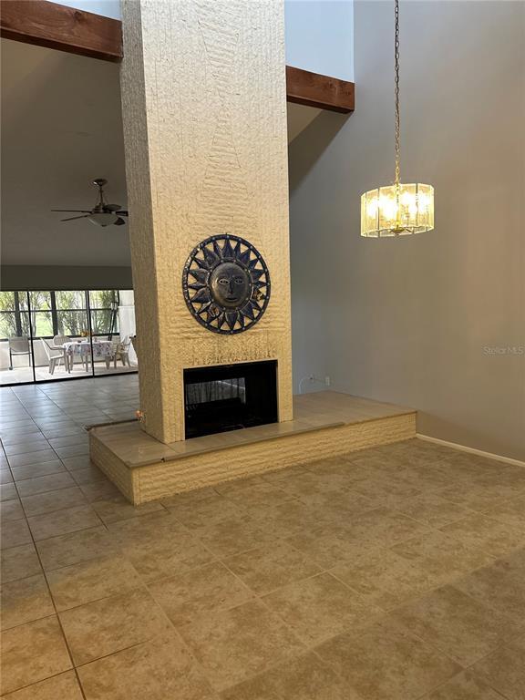 Building Photo - 4644 La Jolla Dr