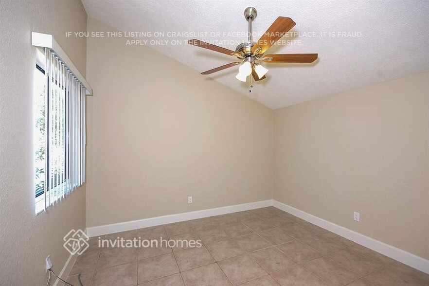 Building Photo - 5404 Bay Lagoon Cir