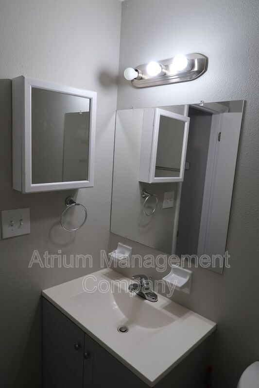 Building Photo - 4209 E Okara Rd