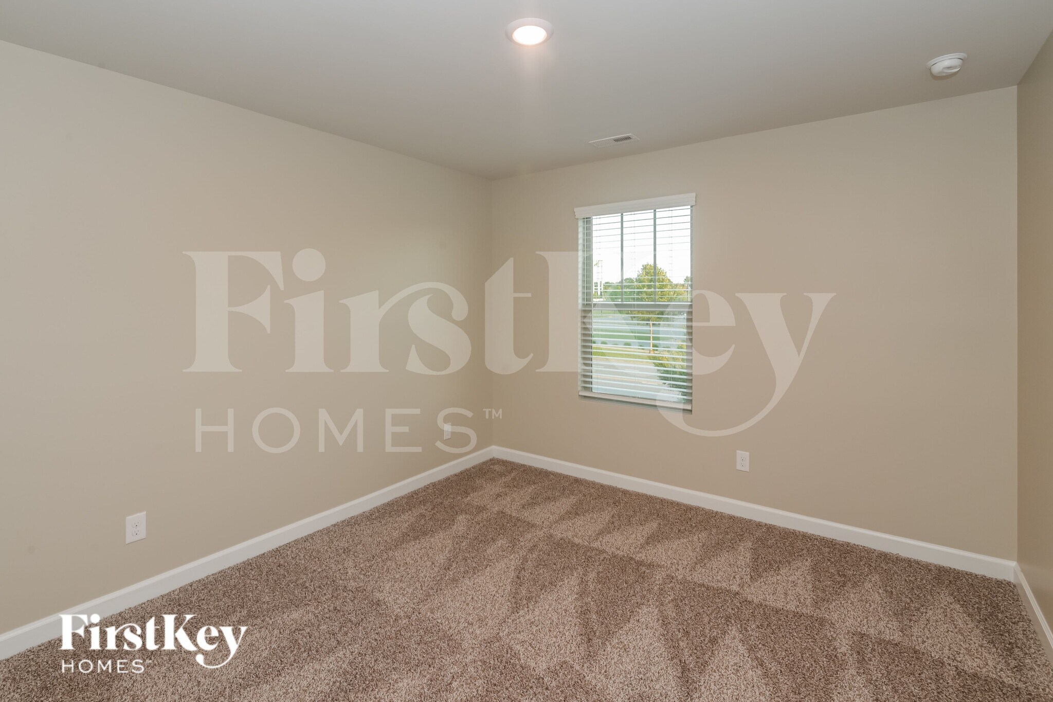 Building Photo - 11939 Hambright Rd