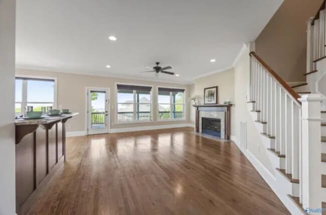 Building Photo - 2807 Talon Cir