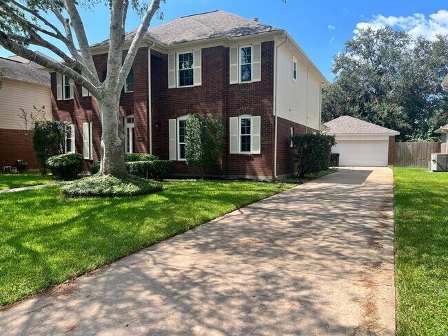 Building Photo - 14111 Torrey Vista Dr