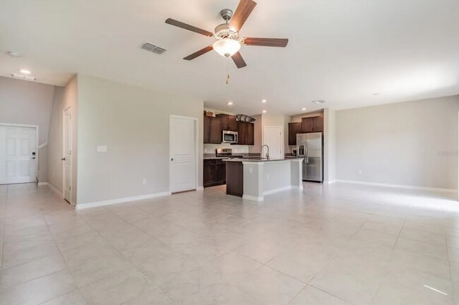 Building Photo - $1000 OFF DECEMBER RENT!!  Beautiful 4 BR 2.5 BA home in desirable Lynwood Community!