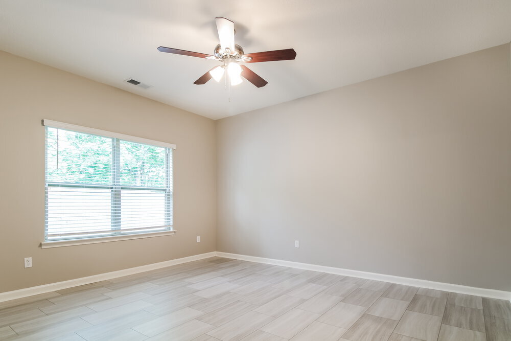 Building Photo - 365 Beau Tisdale Dr