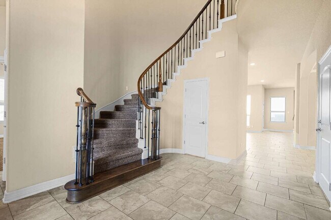 Building Photo - Beautiful 4-Bedroom Home in Stevens Ranch – Walking Distance to Northside ISD Schools!