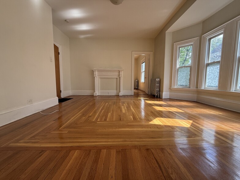 Building Photo - 50 Vinal Ave