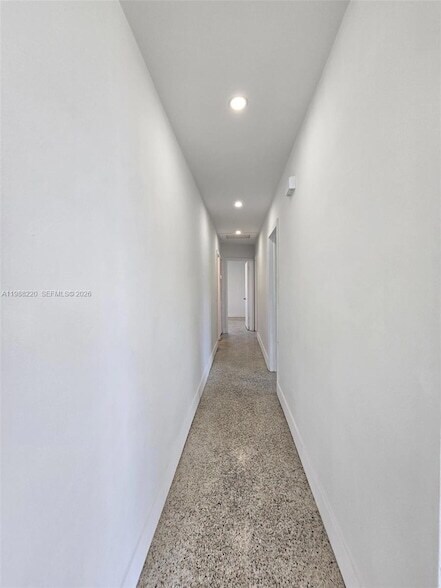 Building Photo - 3245 SW 88th Ct