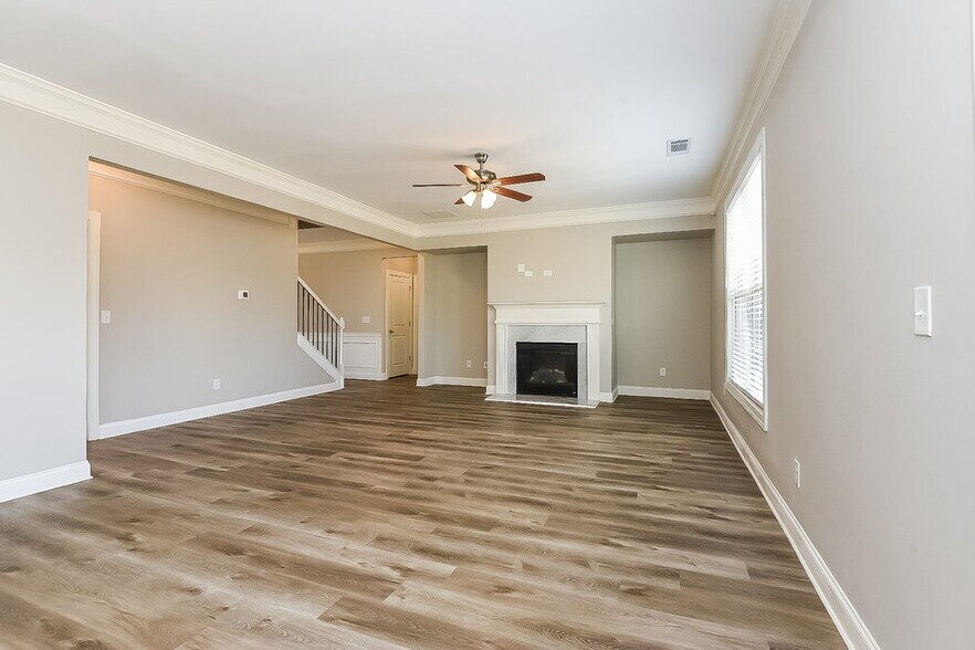 Building Photo - 4640 Settlers Grove Rd