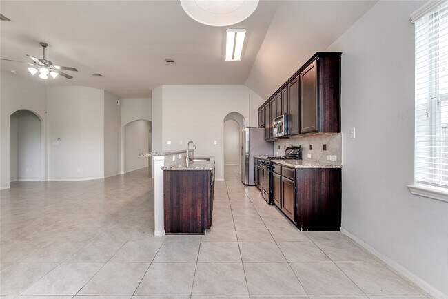 Building Photo - 3931 Medici Ct