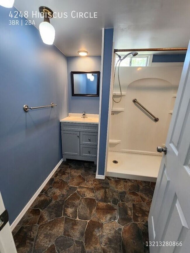 Building Photo - 4248 Hibiscus Cir