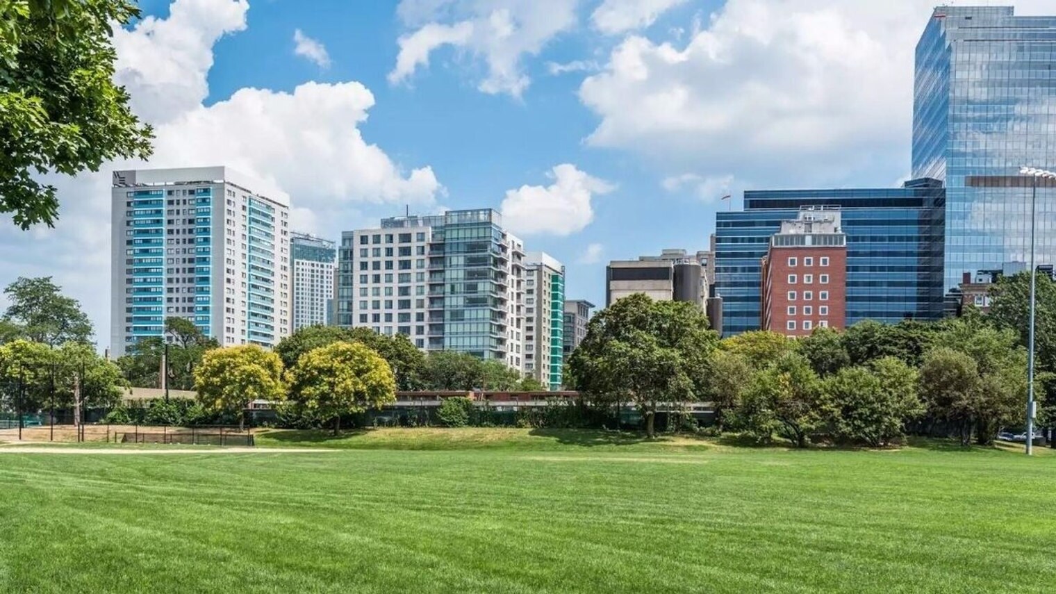 Building Photo - 4 Emerson Pl