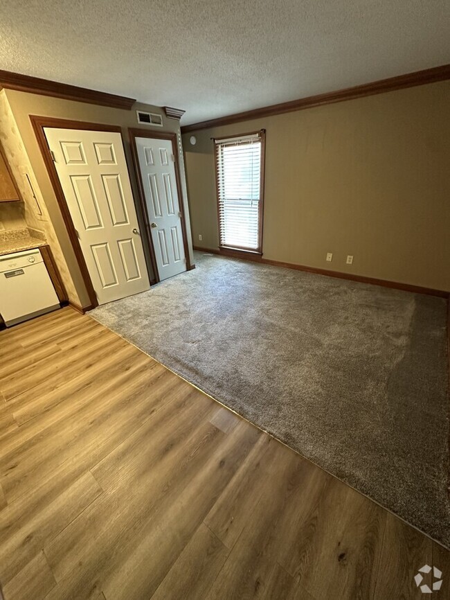 Building Photo - 3513 Ivy Commons Dr