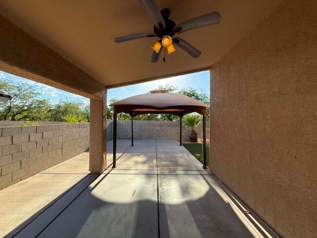 Building Photo - 8370 S Hunnic Dr