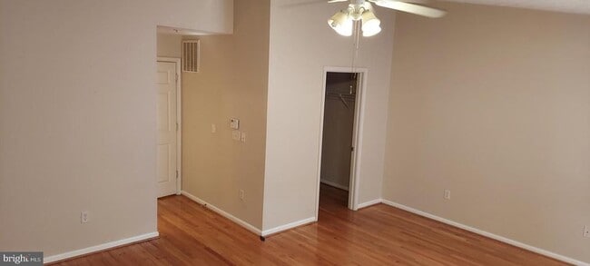 Building Photo - 8089 Brookstone Ct