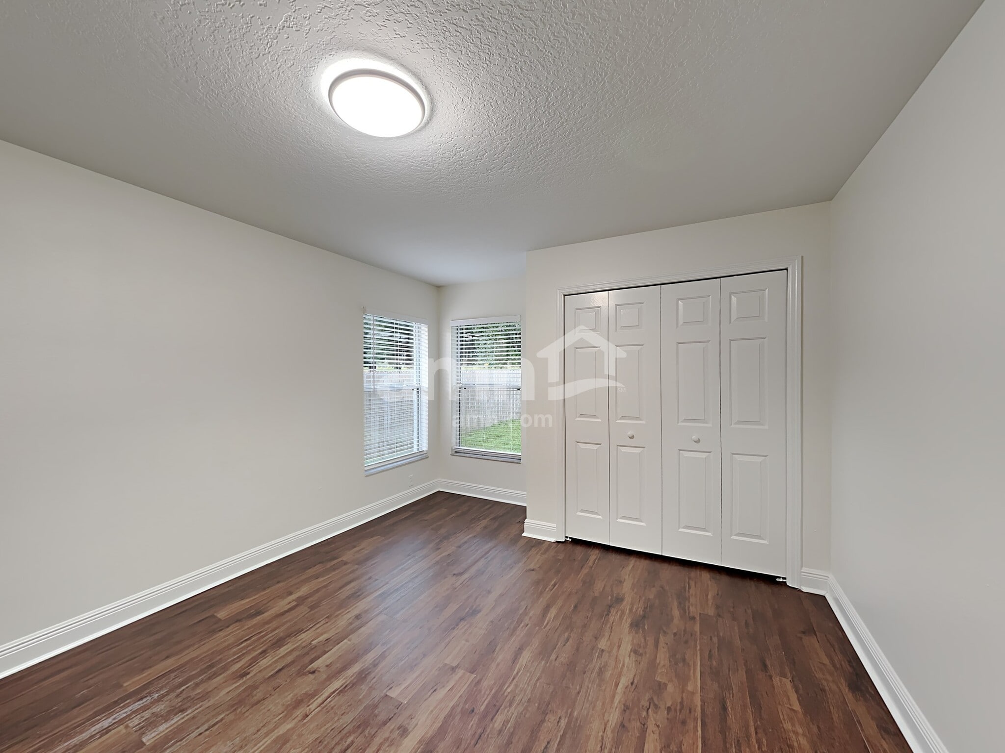 Building Photo - 3826 Bayshore Cir