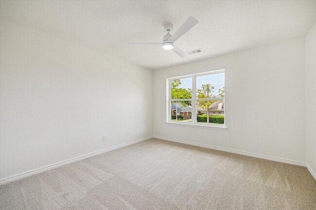 Building Photo - 6806 Flowermound Dr