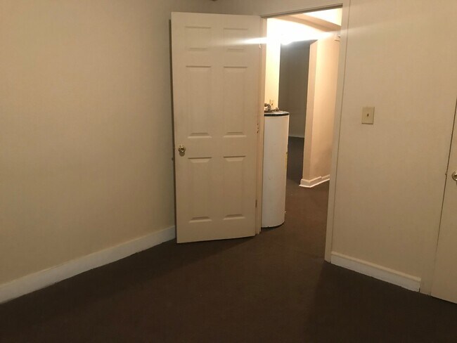 Building Photo - 2 Bedroom House in Gastonia!!