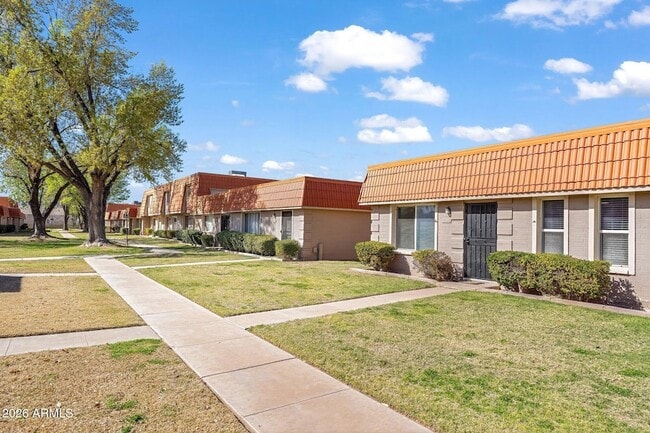 Building Photo - 5186 N 83rd St