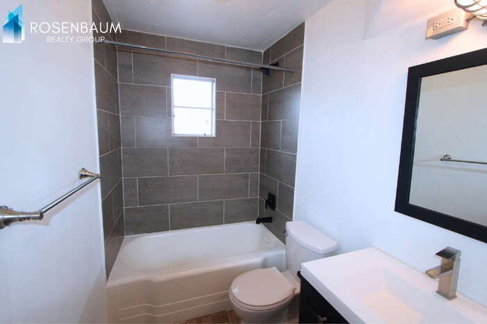 Building Photo - 4212 N 19th St