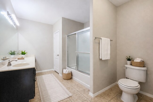 Building Photo - Charming 5BR/3.5BA Home with Two Primary Suites & Game Room in Northwest ISD