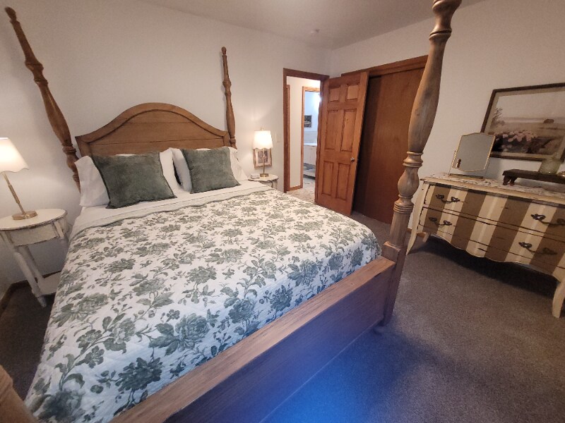 Building Photo - 1203 N Main St