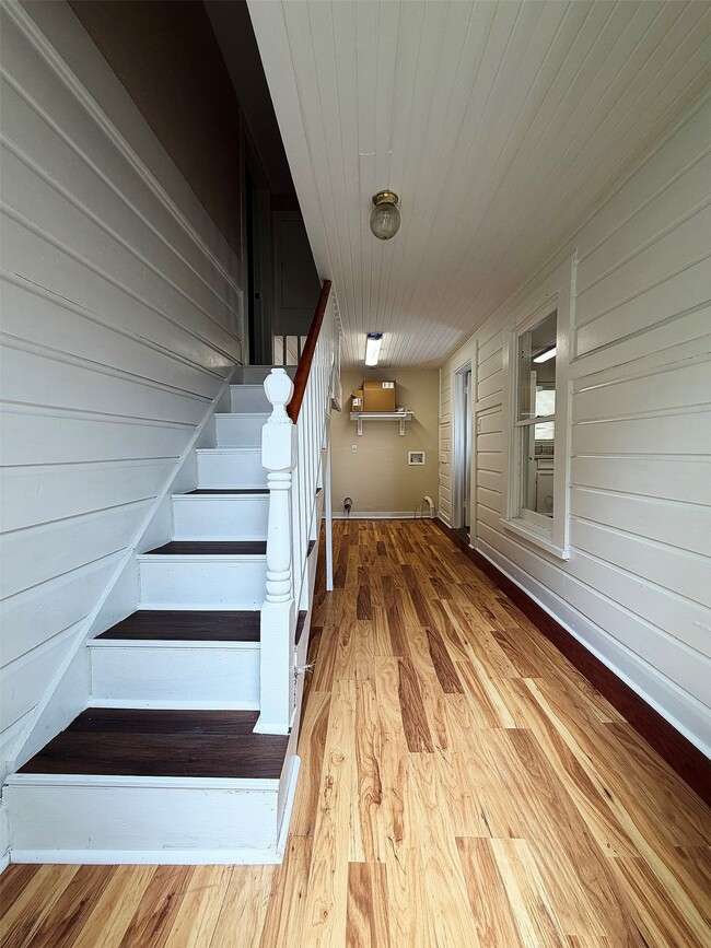 Building Photo - 3909 Lavender St