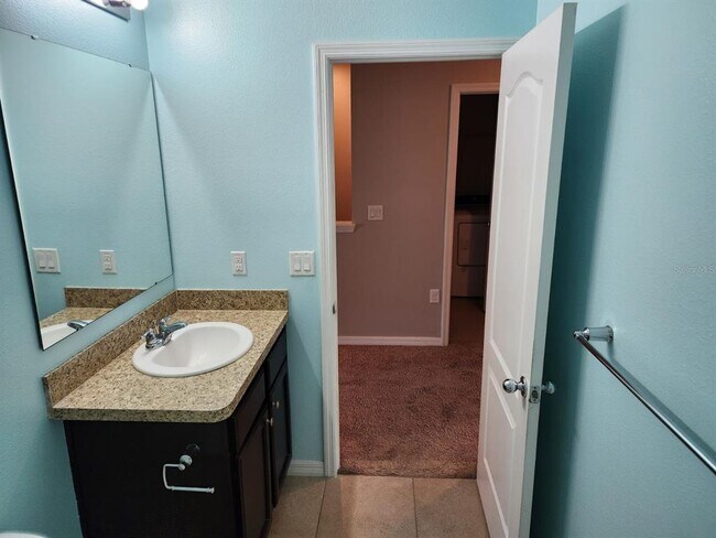 Building Photo - 335 Arbor Lakes Dr