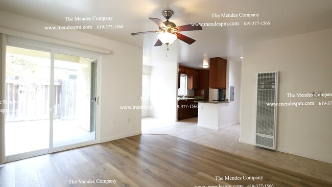 Building Photo - Gorgeous 2 BD / 2BTH Apartment Home w/ Two...