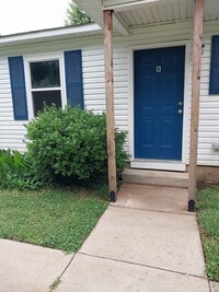 Building Photo - 2903 Elmore Rd SW