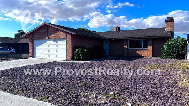 Building Photo - 2 Bed, 2 Bath Victorville Home!!!