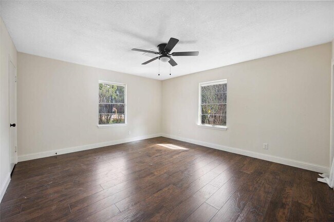 Building Photo - 3403 Linkwood Dr